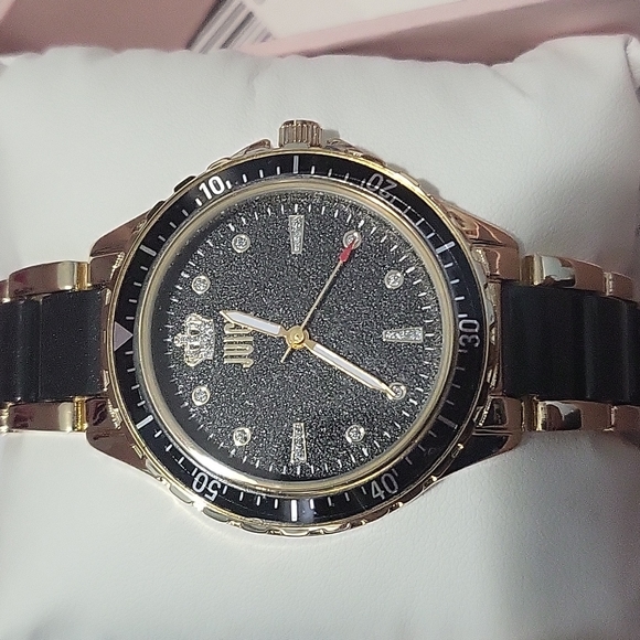 Juicy Couture Bracelet Watches!! Get That Bling On !! - Picture 3 of 8